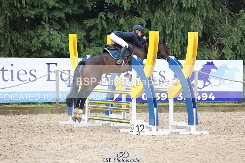 230618-090018-09455 - Cls 19 Pony Intro 1m