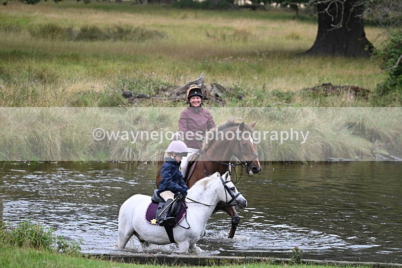 WJ7_6464 - Time at Water 09:30 to 10:00