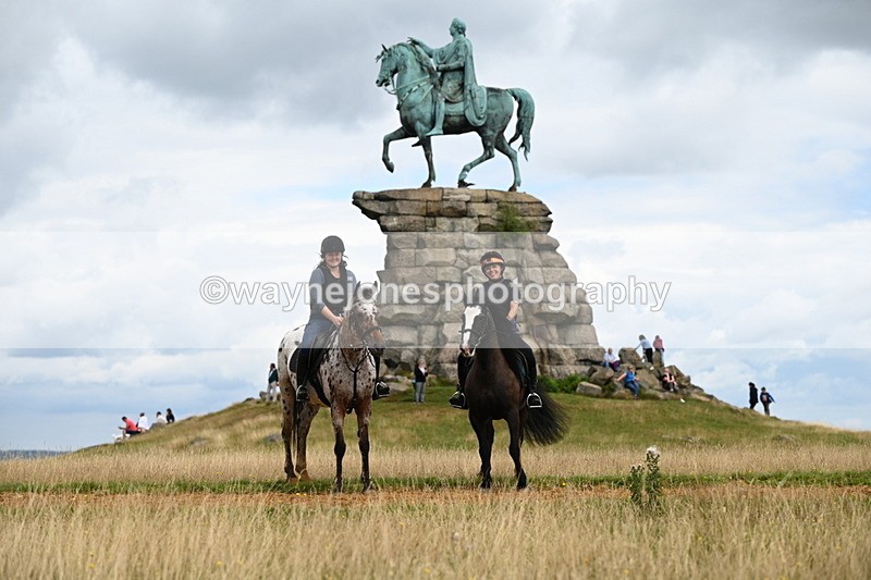 DSC_7183 - Time at Statue 12:45 to 13:15