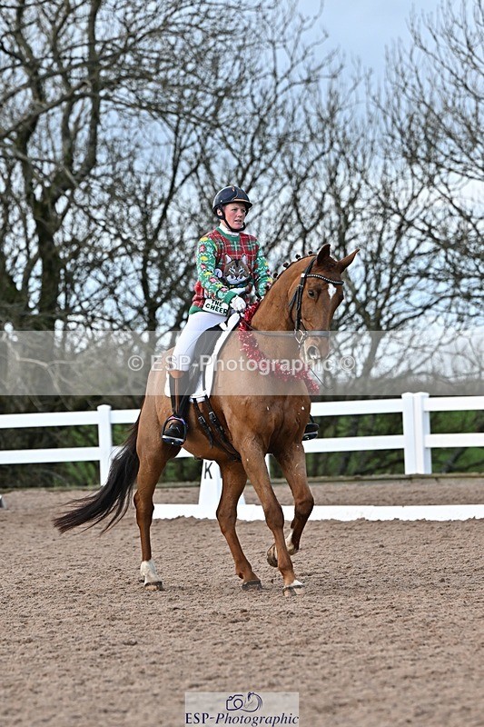 241214-150953-03122 - 137-Tyler.Bradshaw-Gijsbert