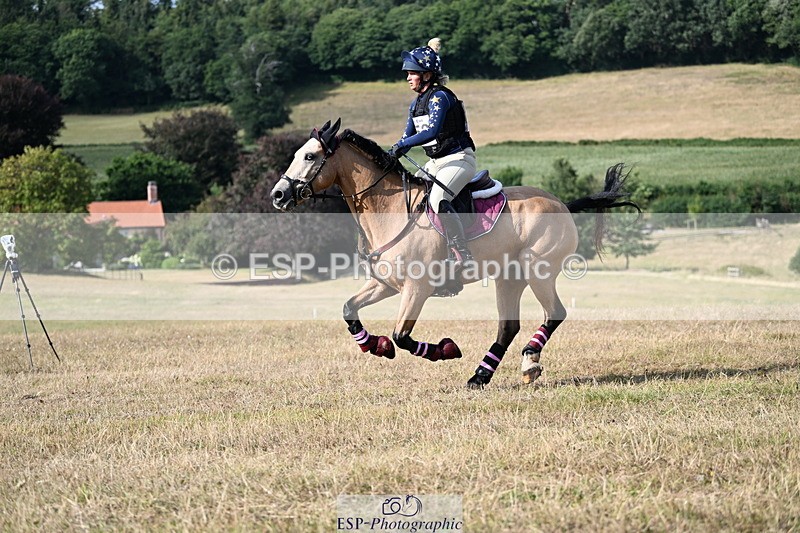 250803A-170635-18345 - S-853-Anna.Hoskins-RIVER.SHANNON.BOY