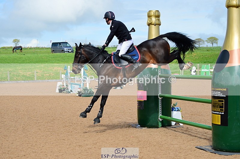 230505A-154902-05166 - Cls 23 National 1.40m Open