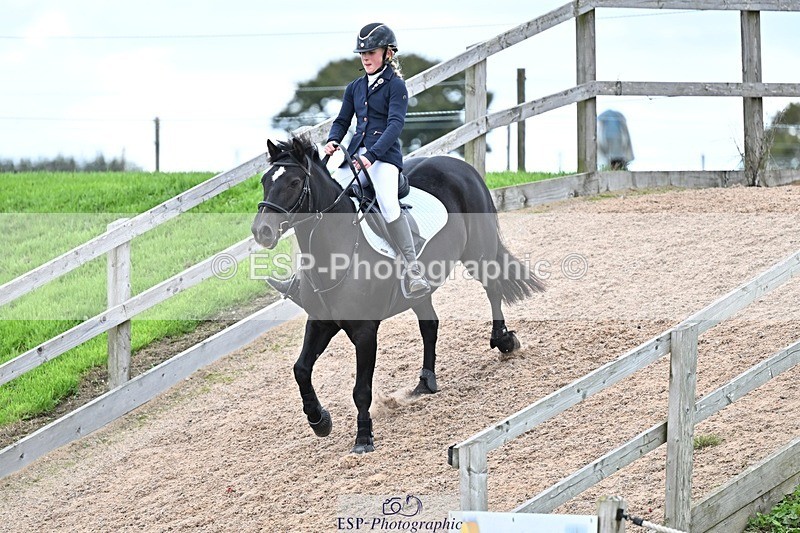 250921-145119-03953 - Cls 20 Pony 80cm Derby