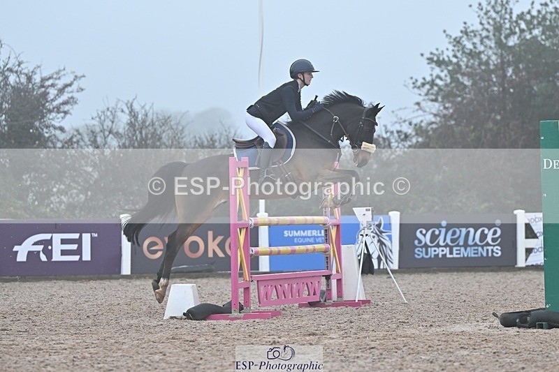 251115-123555-01007 - Cls 10 Pony Foxhunter and 1.10m Open