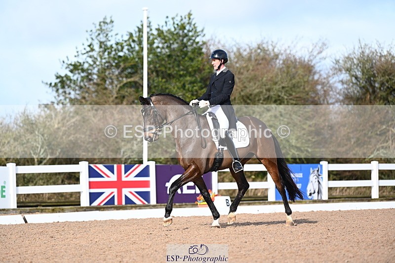 240218A-114205-06441 - 167-Mark.Forrest-Fidel.Von.Singng