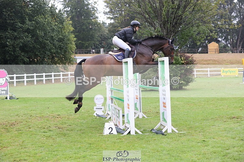 250830A-142628-06986 - Cls 16 Snr Newcomers and 1.10m Open