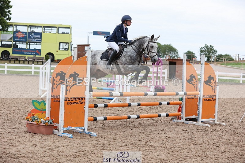 240630A-183008-16423 - Cls 28 Stepping Stones 128cm + 138cm