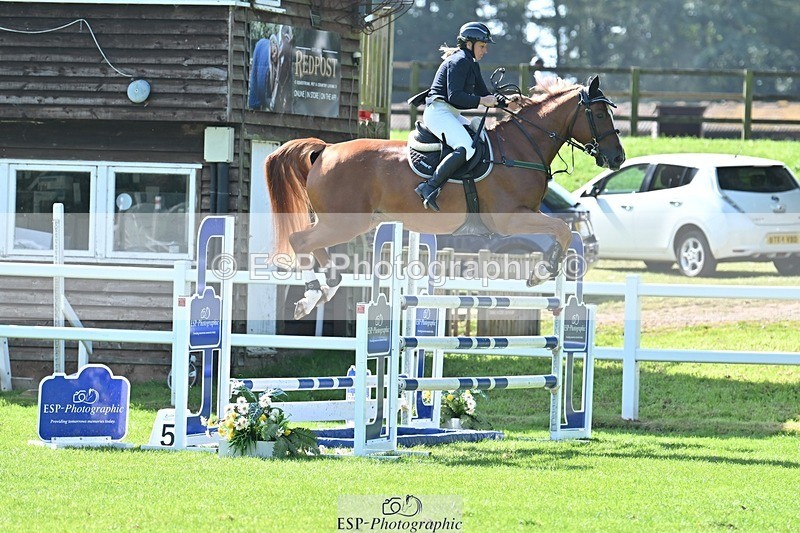 230909-112000-05147 - Cls 11 Snr Foxhunter & 1.20m Open