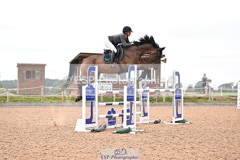 240828A-161425-01300 - Cls 5 Snr Foxhunter and 1.20m Open