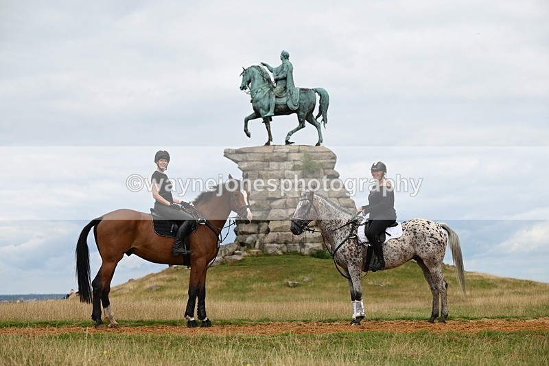 DSC_6311 - Time at Statue 12:17 to 12:44