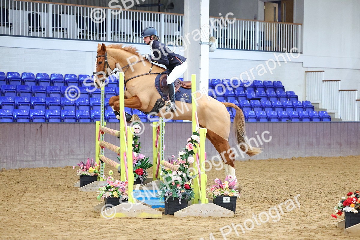 SBM_003196 - Class 15 - Senior Newcomers 1.10m