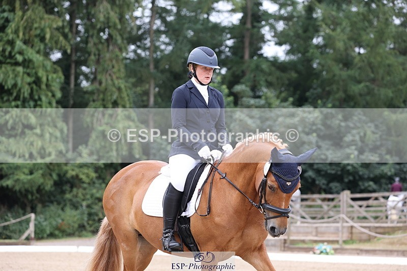 250718A-104648-00688 - 004-Millie.Garrett-Ashley.Rhoda