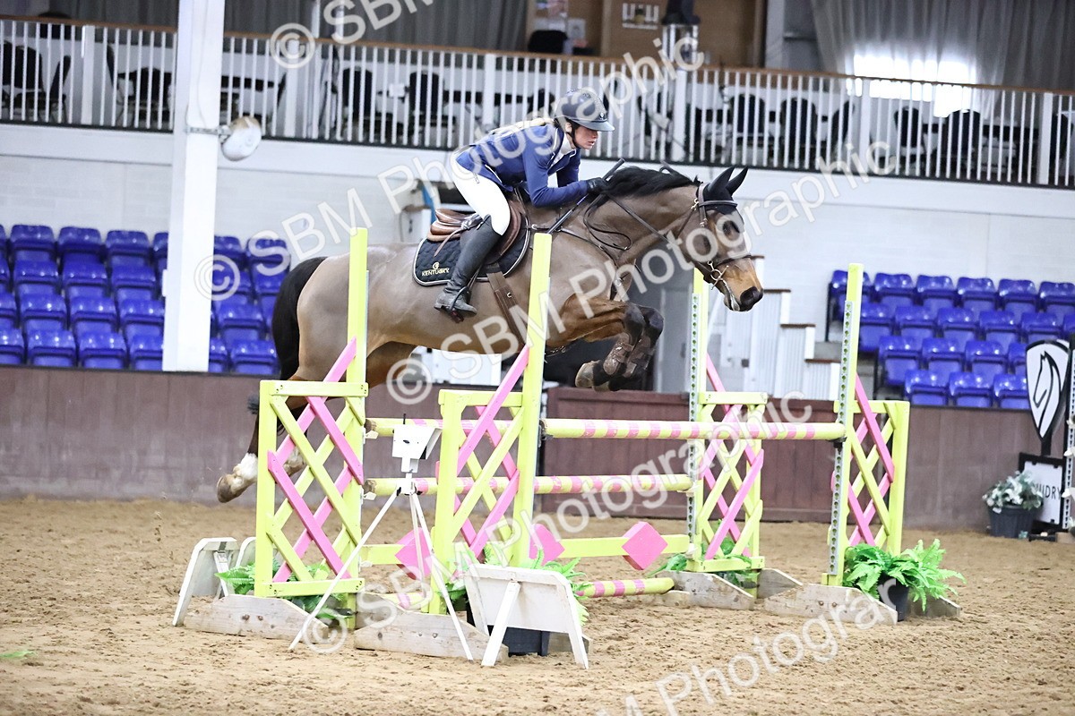 SBM_005466 - Class 17 - Senior Newcomers 1.10m