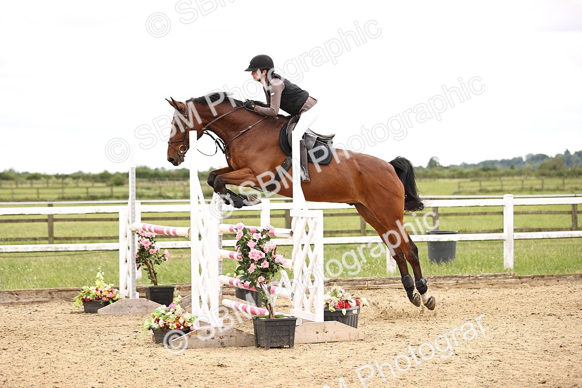 SBM_007755 - Class 19 - Senior Newcomers - 1.10m
