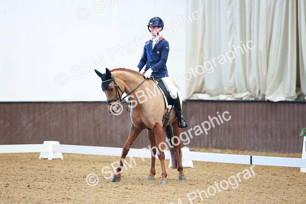 SBM_001325 - Class 18-15-16-22 - Elementary 5 Novice 5-Novice 6