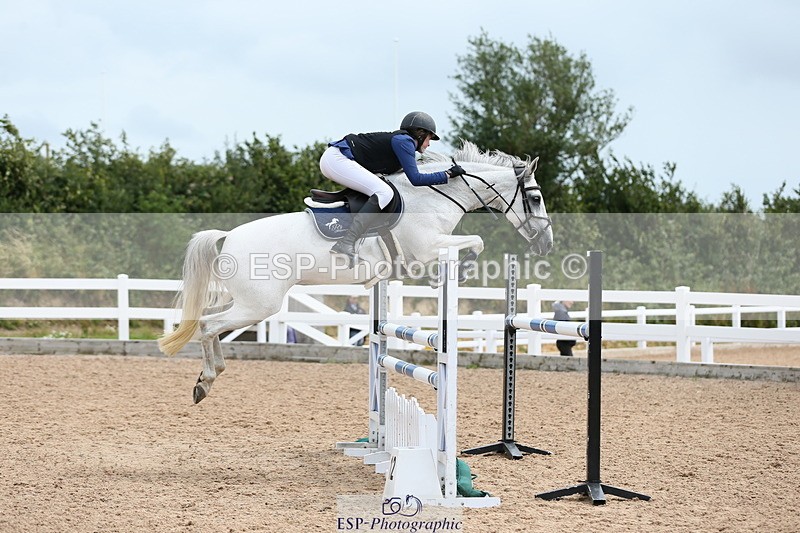 230716A-145317-04104 - Class 25a Pony Fox & 1.10 Open