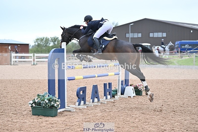 231013A-151041-02936 - Cls 9 Foxhunter & 1.20m Open