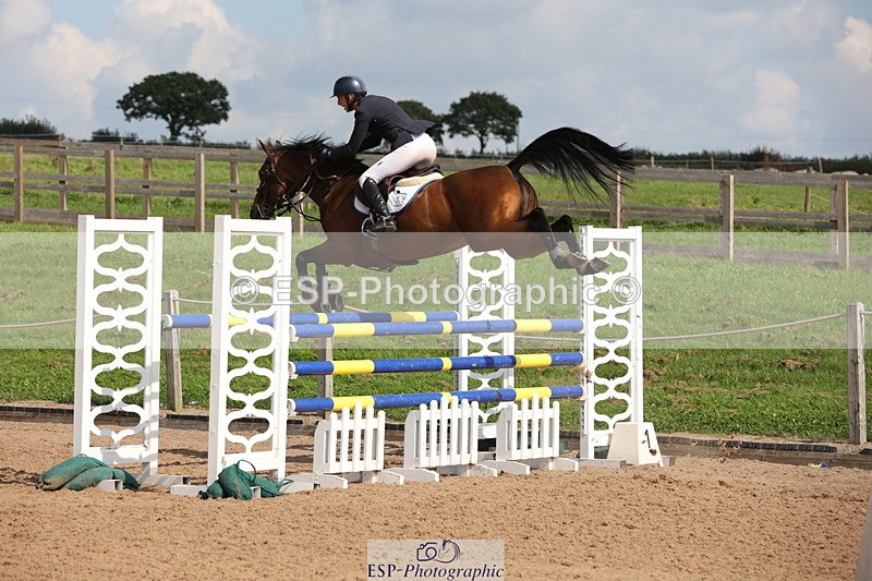 230915A-133610-02402 - Cls 4 National 1.30m