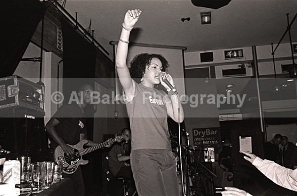 04 jenna-g  steve-o-j - Eardrum @ dry bar / dry201 manchester 23.09.00