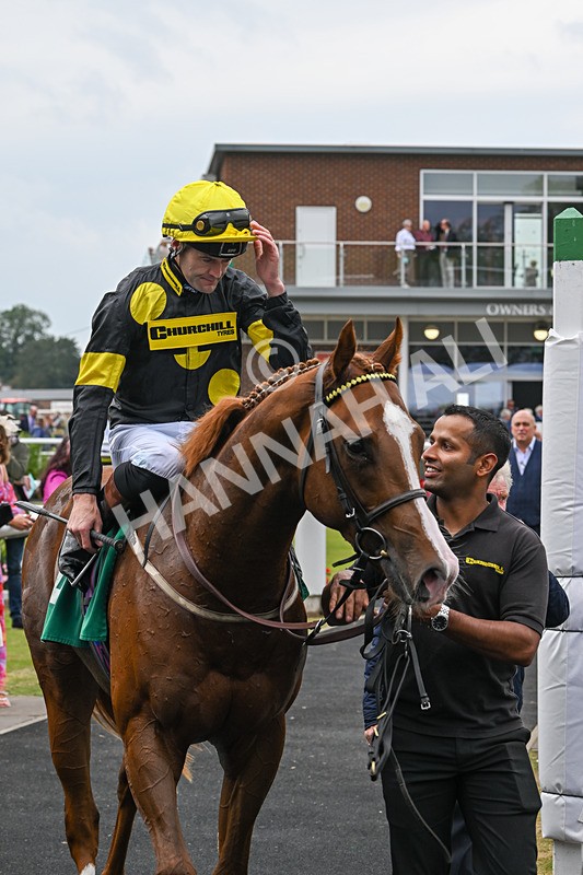 070924-Race 1-Managing Director-7037 - Race 1