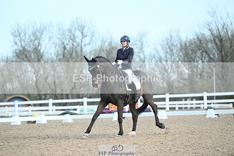 250403-082443-00364 - 018-Louise.Davison-Quamperfect