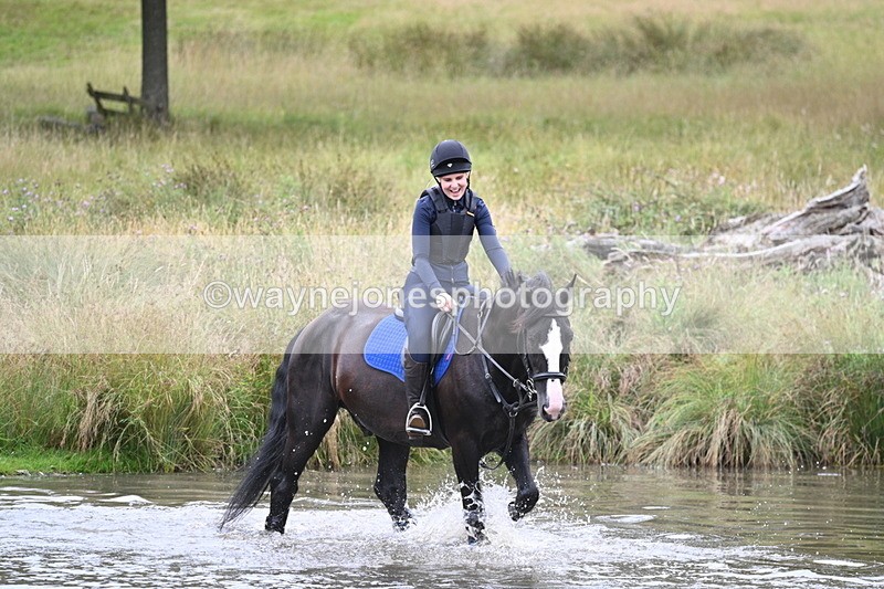 WJ7_2620 - Time at Water 11:37 to 12:13