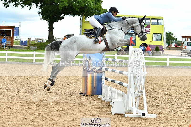 230721A-142202-06871 - Cls 22, 1 Star Gold 1.30m