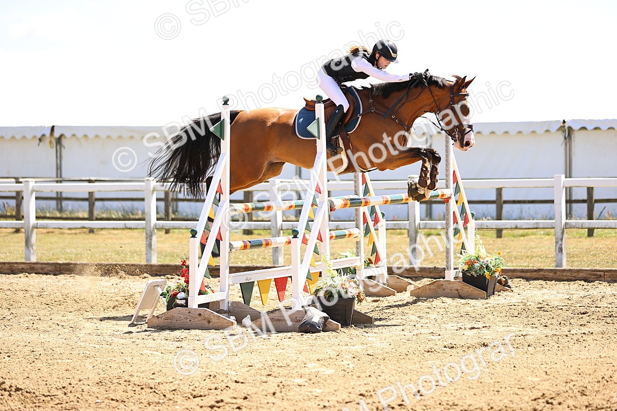 SBM_014935 - Class 15 - Senior Newcomers - 1.10m Open