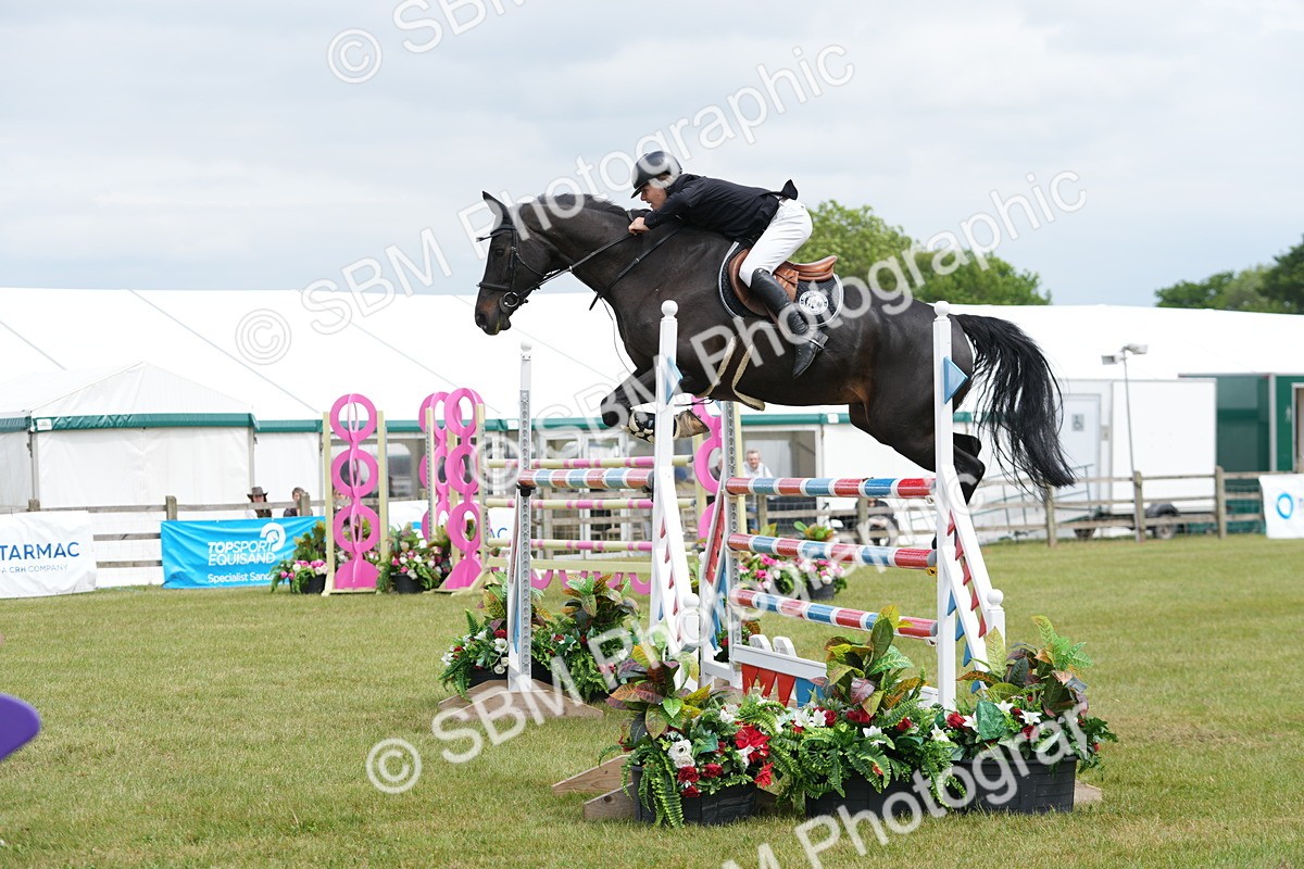 SBM_06540 - Class 202 - National 1.40m Open