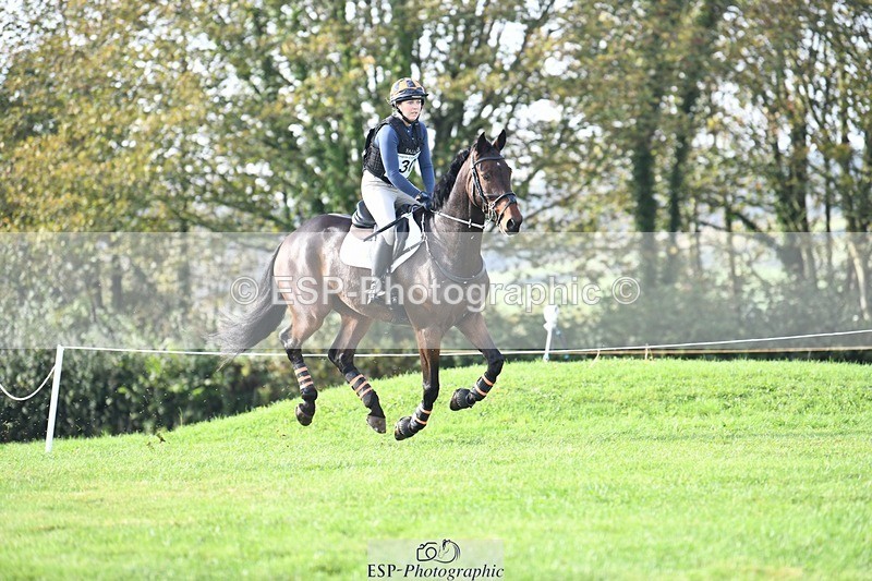 231020-105719-06019 - 030-MONBEG.SHELBY-Kat.Raybould-XC