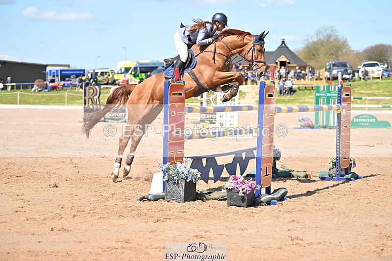 240420A-142029-11705 - Cls 7, 2 Star Medium Tour 1.35m