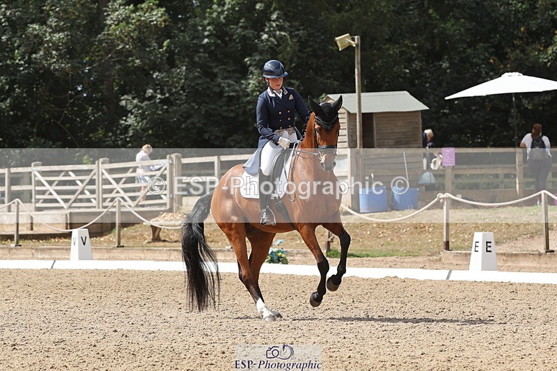 250809A-114104-02831 - 071-Abbie.NewburySeagry.Viceroy