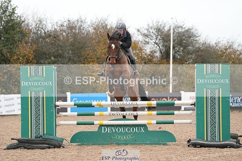 251109-103549-03415 - Cls 19 Snr 1.05m Open