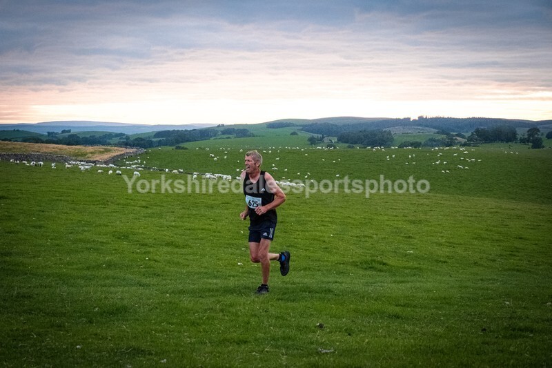 DSCF4316 - Eshton Moor  - Wharfedale Harriers