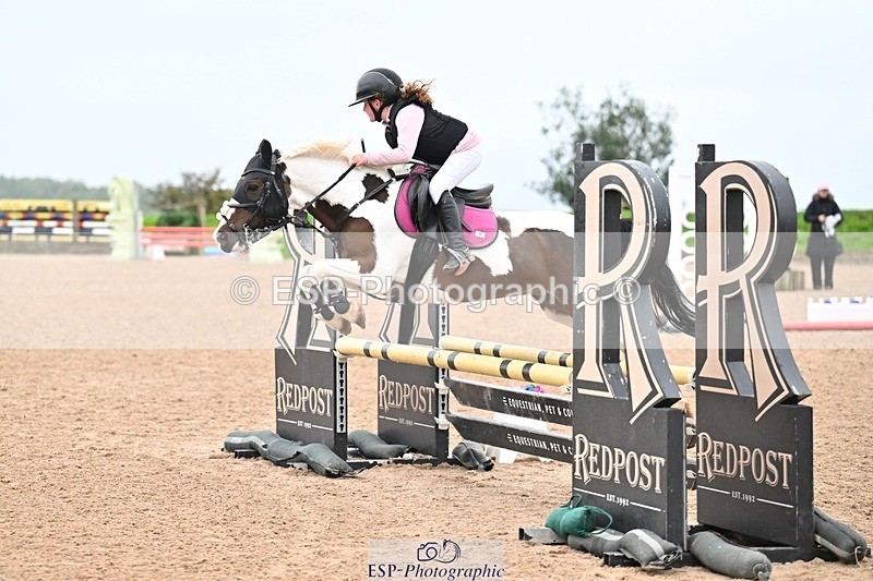 250920-155740-01830 - Cls 21 Pony Intro 80cm Derby