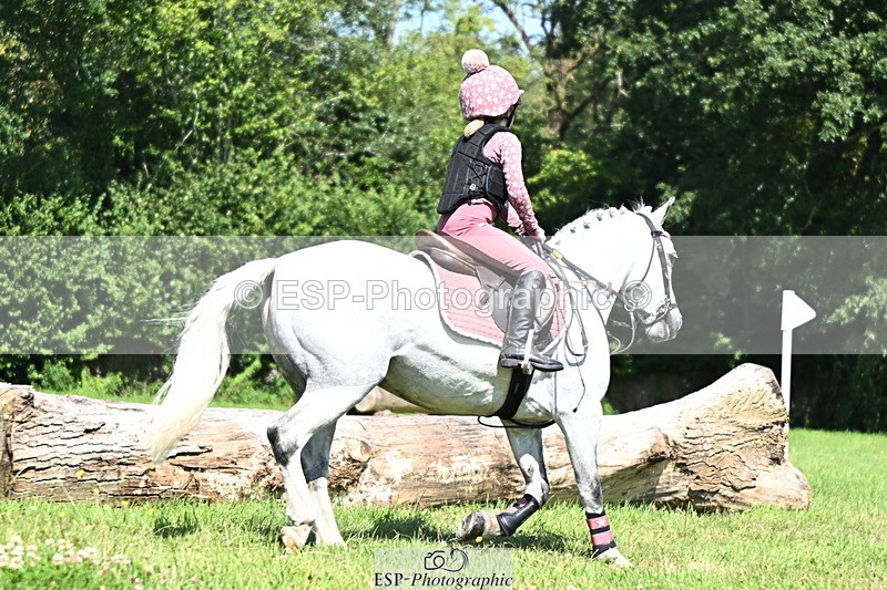 240729B-143811-02819 - Abbie's Group XC