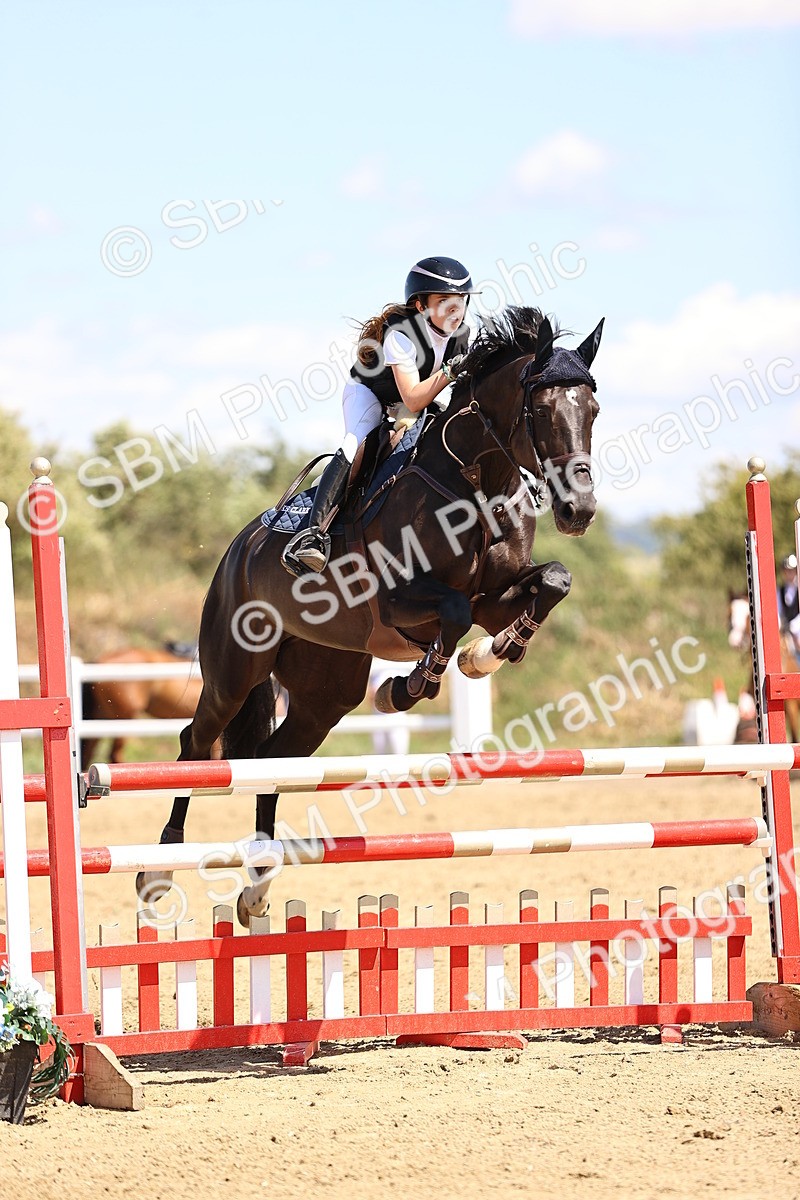 SBM_014907 - Class 15 - Senior Newcomers - 1.10m Open