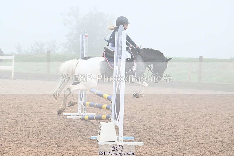 240907A-093229-00142 - Cls 1 Pony Intro 70cm