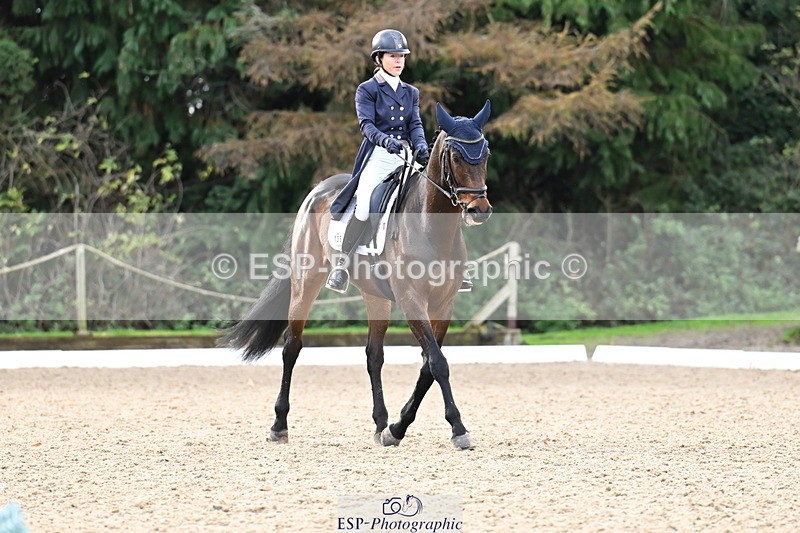 251023A-110956-01653 - B-135-Eva.Carse