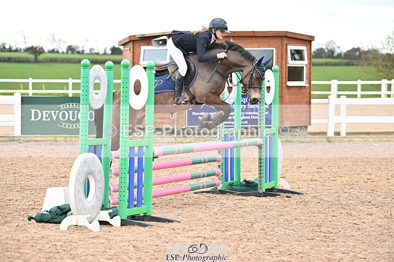 240310A-111448-02270 - Cls 4 Pony Discovery and 90cm Open