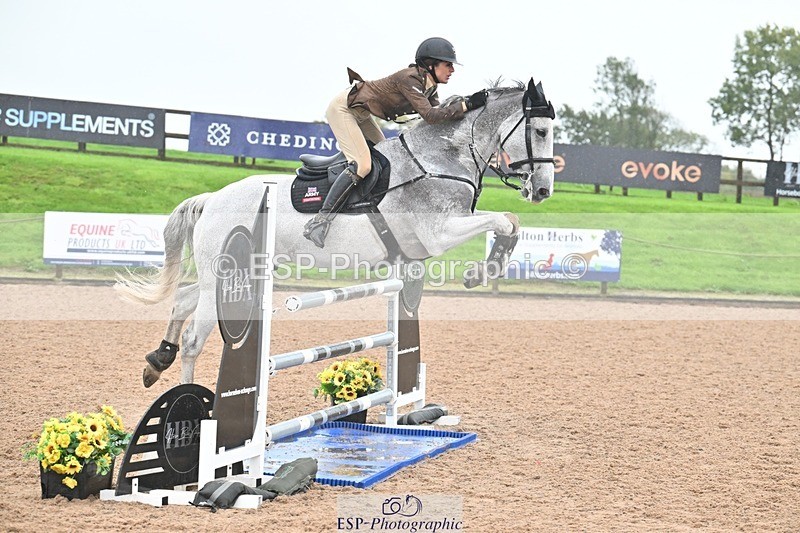 251003-122420-00728 - Cls 2 Newcomers and 1.10m