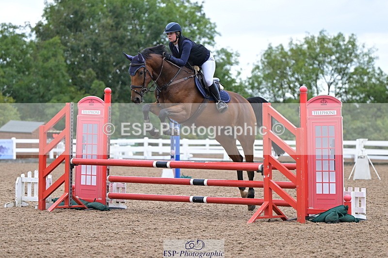 240925A-102118-00047 - Clear Round