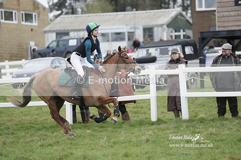 PtP 260323 0047 - New Forest Hounds Point-to-Point Larkhill 26/03/23