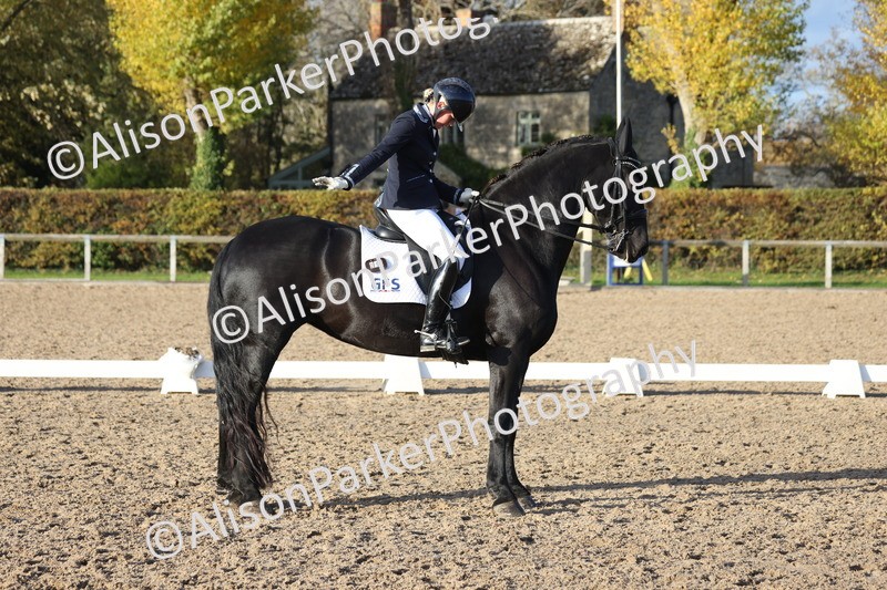 20251102-1360 - Class 9 - Advanced Medium 3