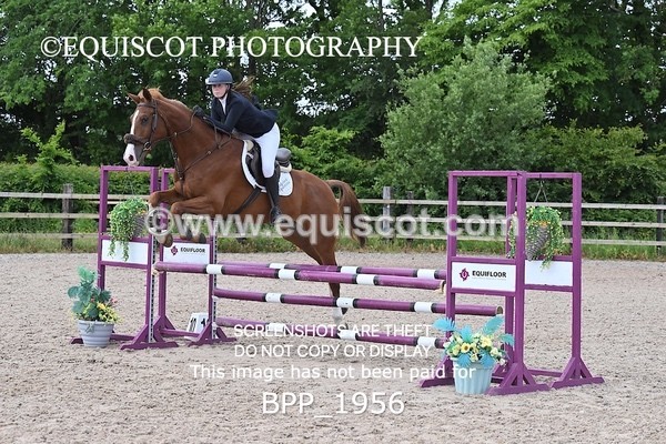 BPP_1956 - CLASS 18 SUN British Novice/ 90cm Open