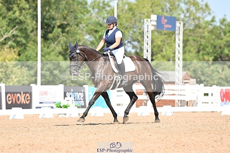 250816-115343-04114 - 109-Amber.Da.SilvaToners.Lady.Florentine