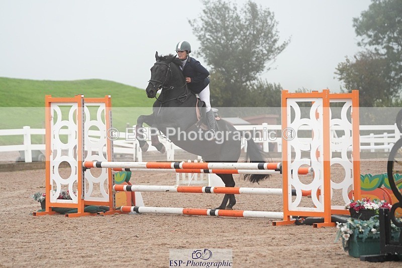 251003-103457-00086 - Cls 6 British Novice and 90cm