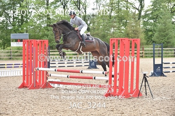 JAC_3244 - CLASS 1 CLEAR ROUND