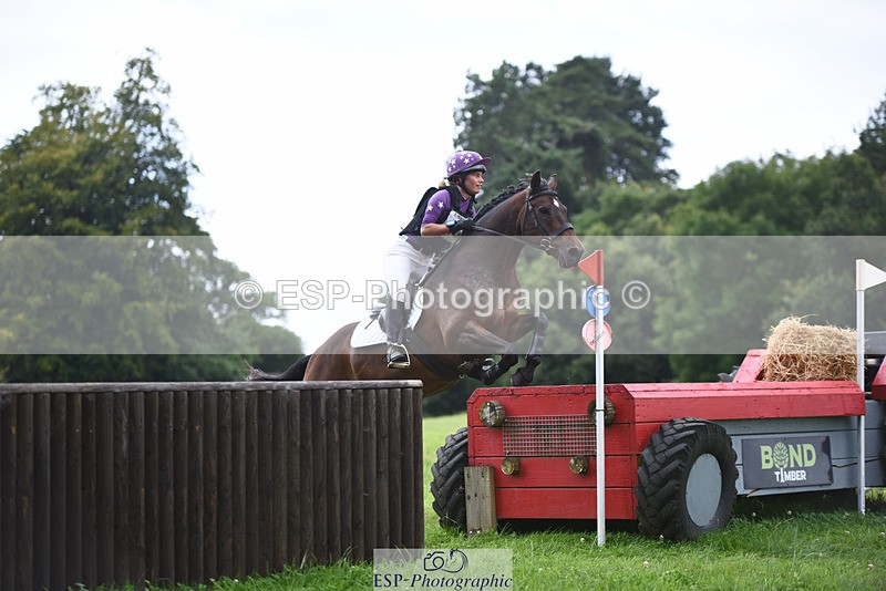 240804-130258-14130 - 460-Amelie_Huntington-Whiteley-HOLNEST_FINNEGAN