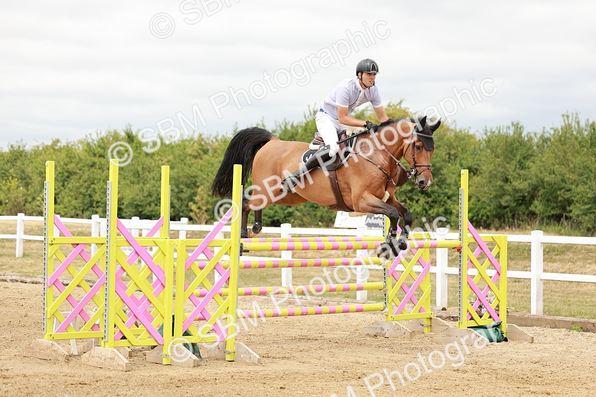 SBM_018295 - Class 21 - Senior Newcomers Championship 2d Rd